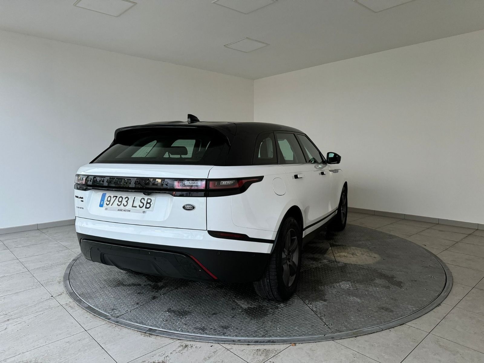 LAND ROVER Range Rover Velar (2.0D I4 MHEV S 4WD Aut. 204) en Madrid