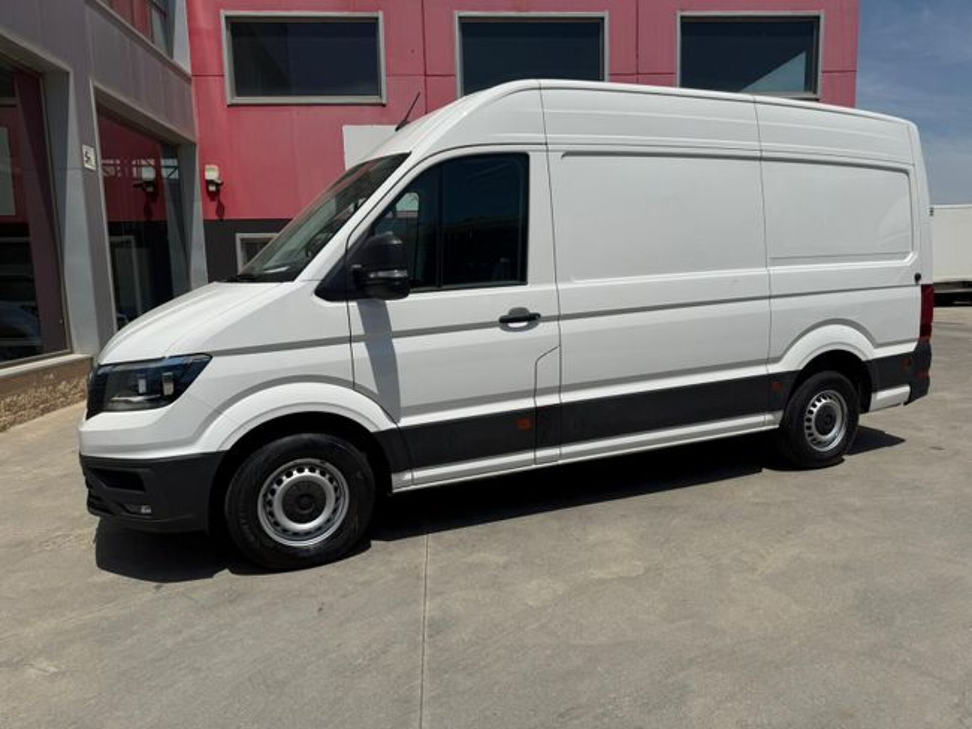 Imagen 2 de VOLKSWAGEN Crafter