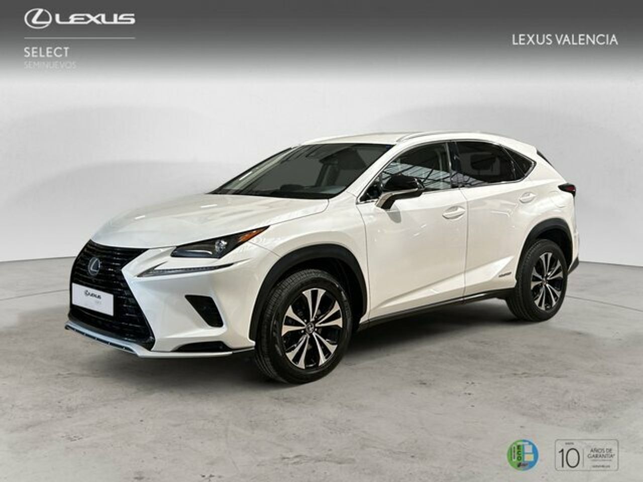 LEXUS NX (SUV PREMIUM 2WD 2.5 Híbrido Gasolina (197CV) Trans) en Valencia