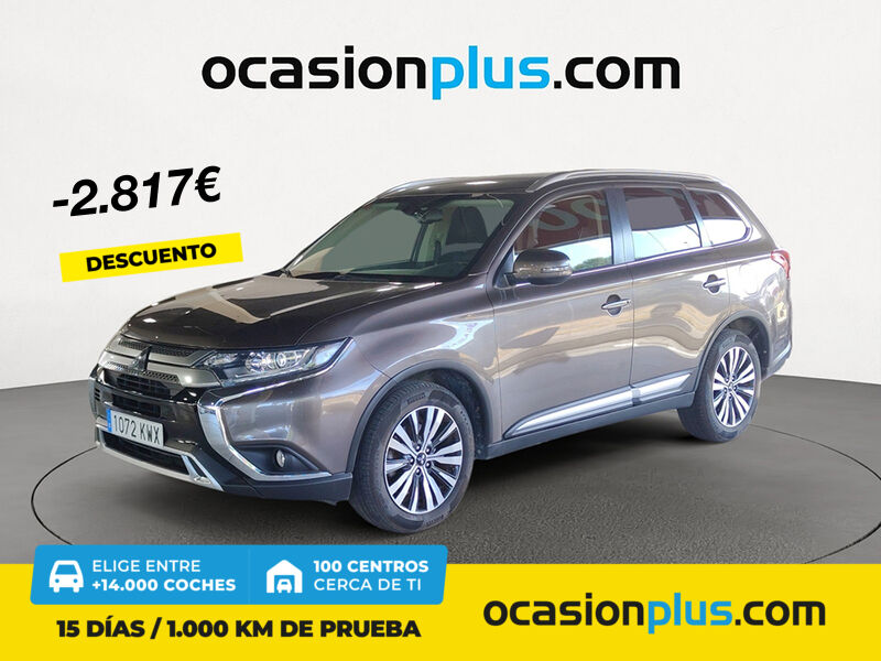 MITSUBISHI Outlander (200 MPI Motion 2WD CVT 110 kW (150 CV)) en Madrid