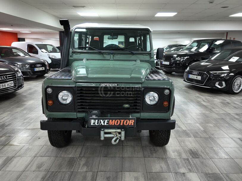 Foto del LAND ROVER Defender 110 2.5Td5 SW E