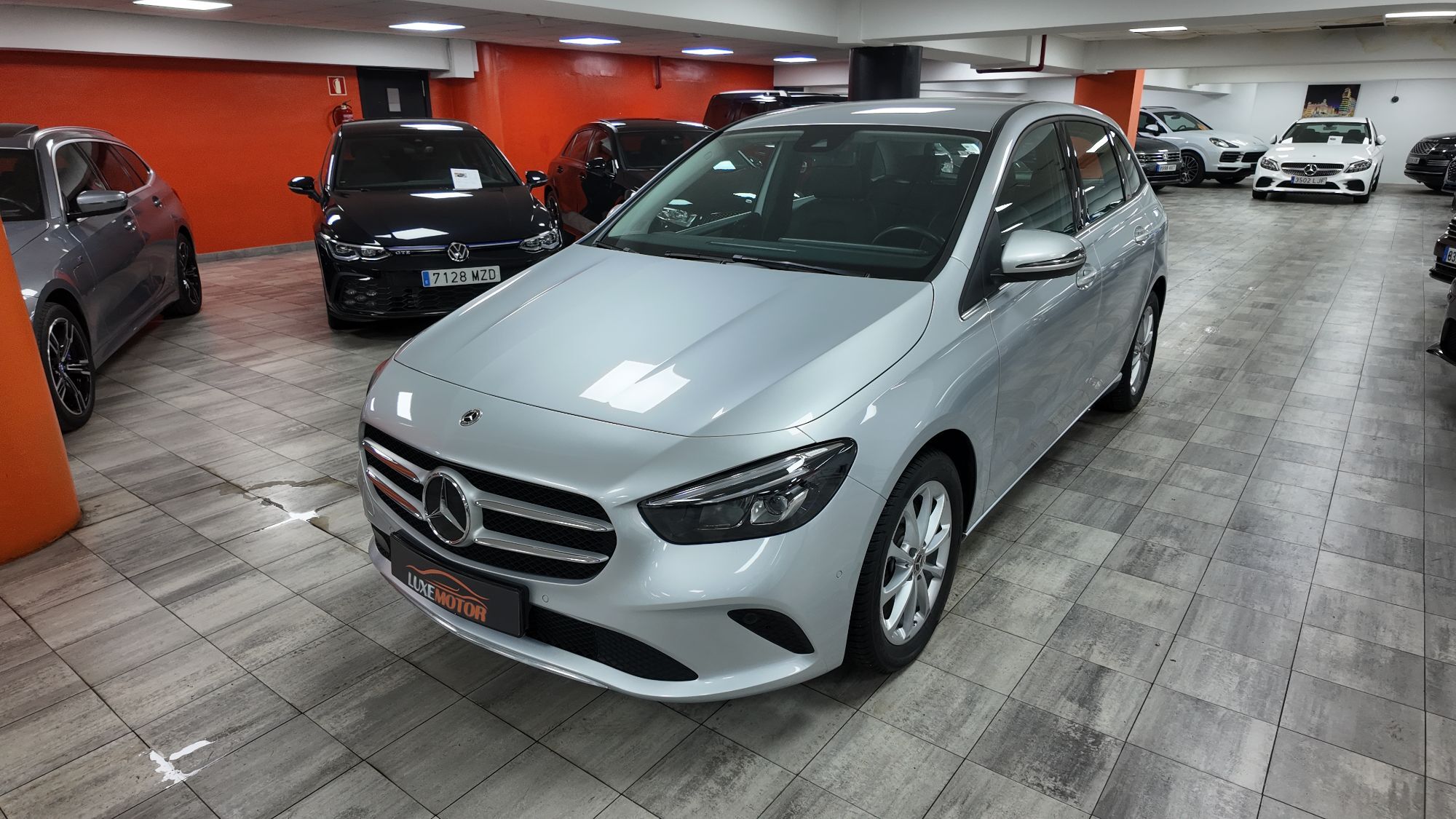 MERCEDES Clase B (B 250e 8G-DCT) en Madrid