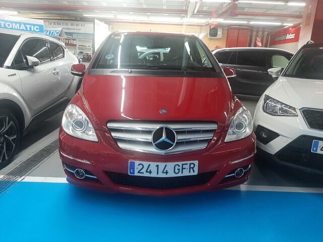 MERCEDES Clase B (B 200 100 kW (136 CV)) en Barcelona