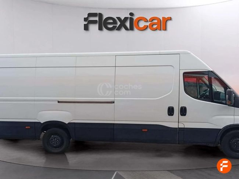 Foto del IVECO Daily Furgón 35C16 V 4100 H2 16.0 156