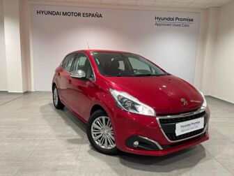 Imagen de PEUGEOT 208 1.2 PureTech S&S Signature 110