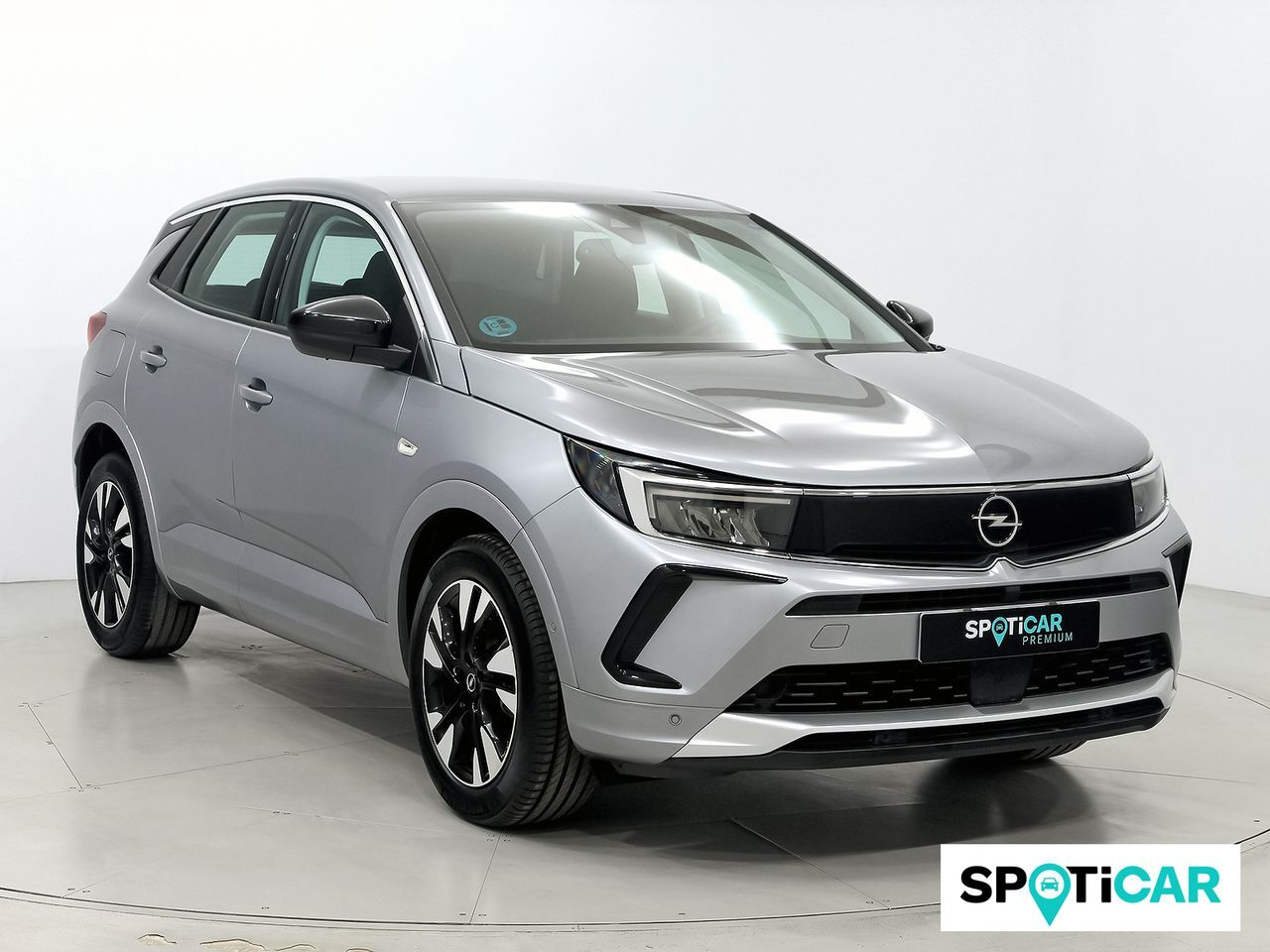 Foto del OPEL Grandland 1.2T S&S Design & Tech 130