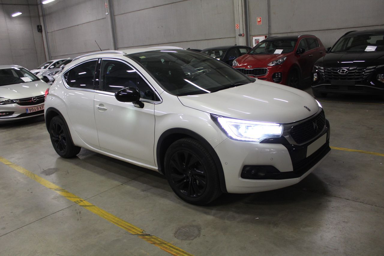 Foto del DS DS4 Crossback DS 4 Crossback 1.6BlueHDi S&S Style EAT6