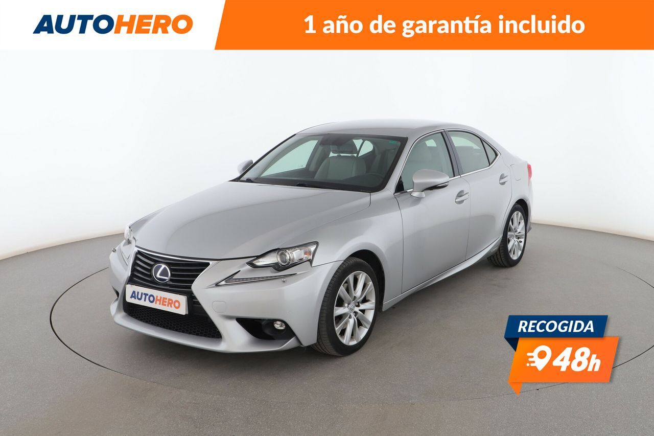 LEXUS IS (2.5 300h ECO) en Madrid