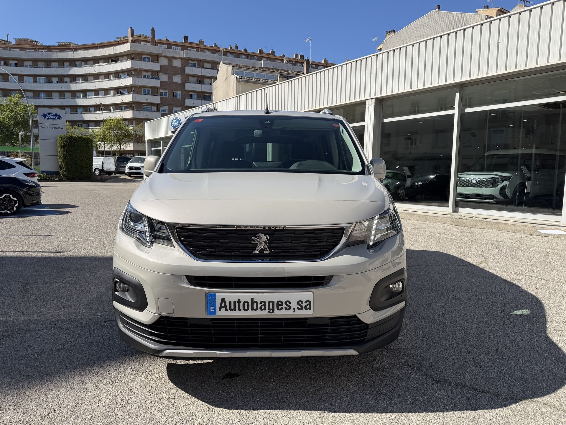 Foto del PEUGEOT Rifter 1.5BlueHDi S&S Standard Allure 130