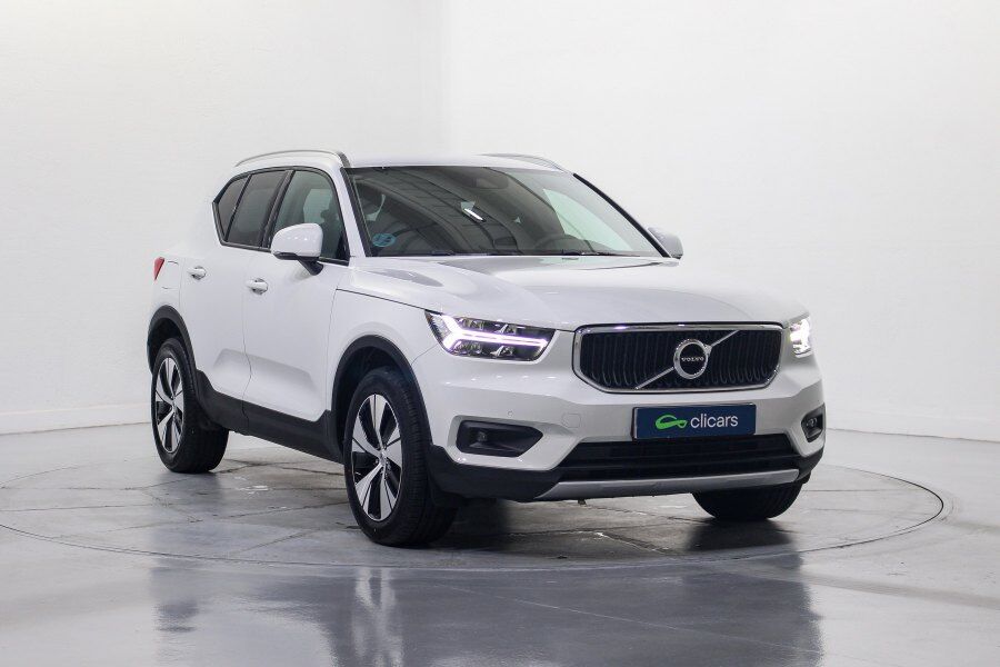 Foto del VOLVO XC40 T2 Momentum Pro Aut.