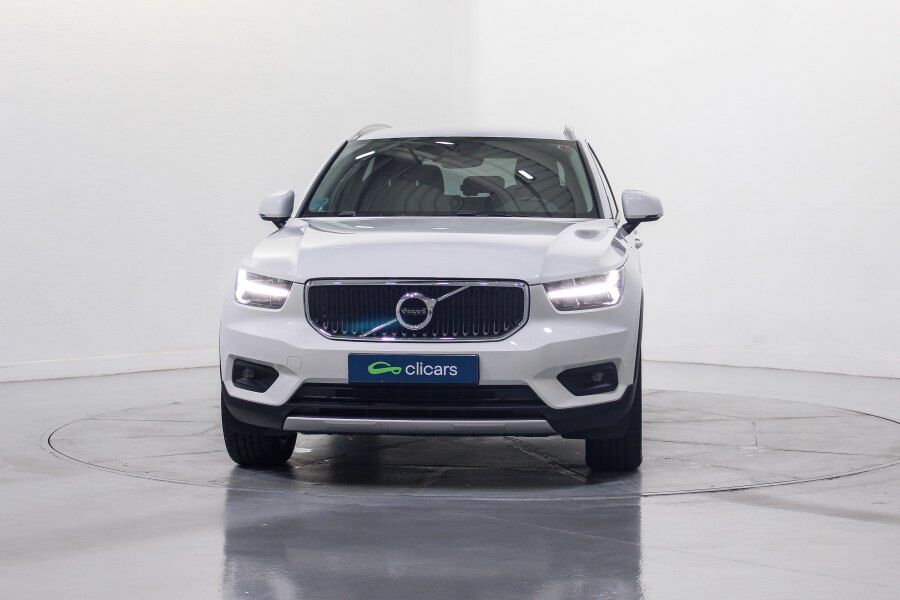 Foto del VOLVO XC40 T2 Momentum Pro Aut.
