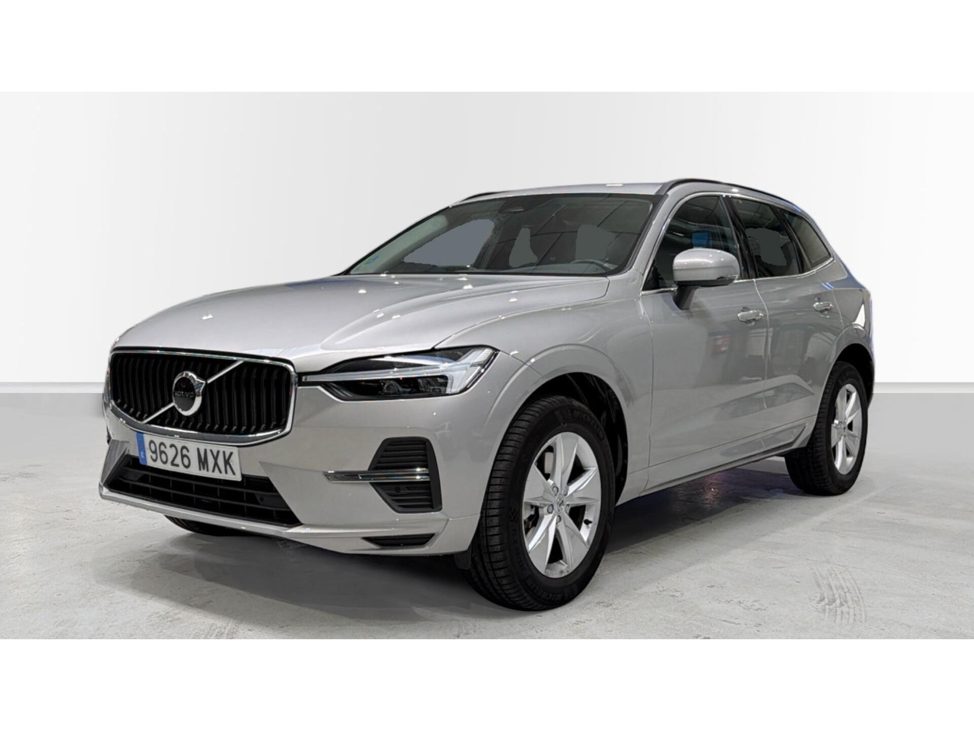 VOLVO XC60 (B4 D Core Auto 145 kW (197 CV)) en Madrid