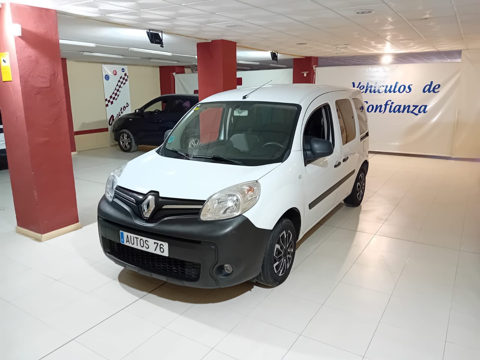 RENAULT Kangoo (Combi 1.5dCi Blue Limited 70kW) en Badajoz