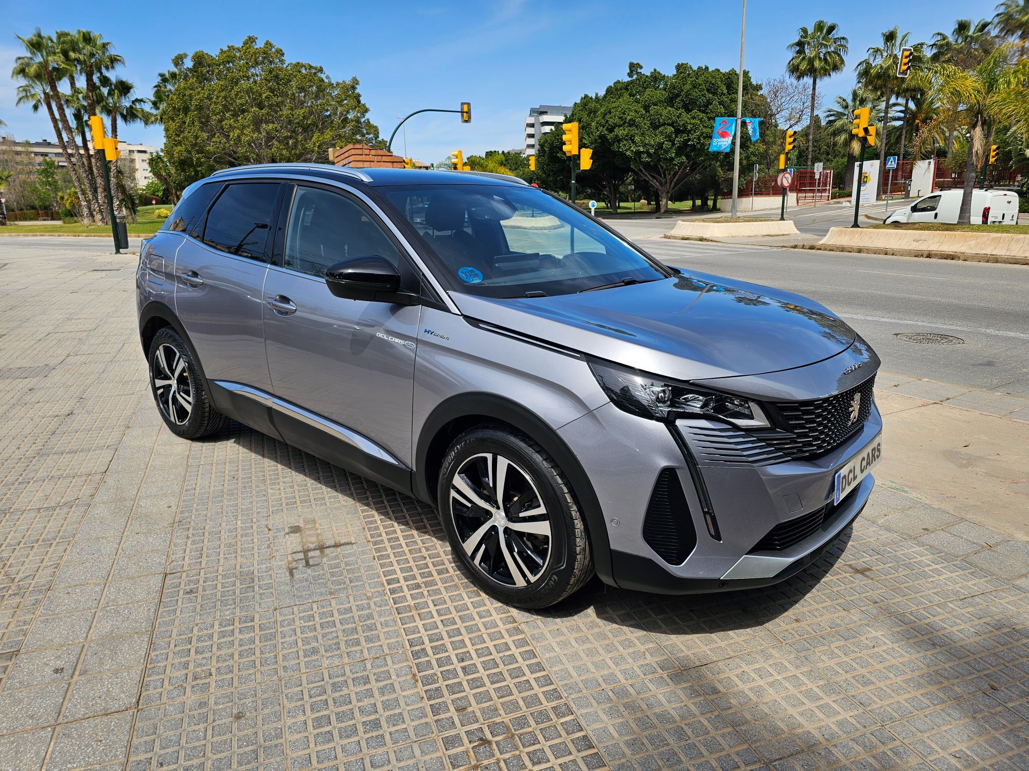 Foto del PEUGEOT 3008 HYB PHEV 180 Active Pack e-EAT8