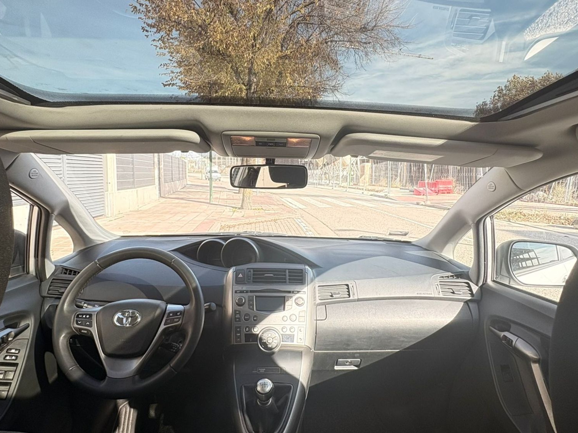 Imagen de TOYOTA Verso