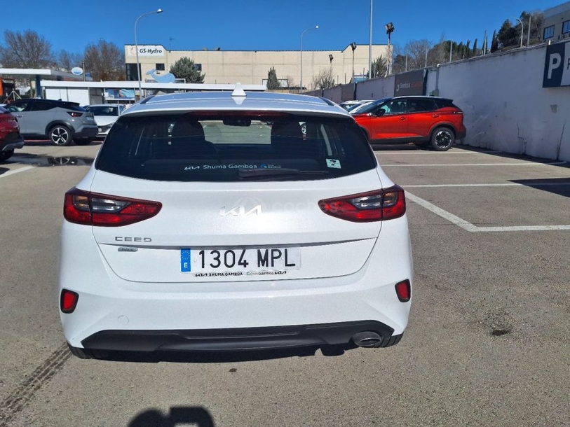 Foto del KIA Ceed 1.6 MHEV iMT Eco-Dynamics Concept 136