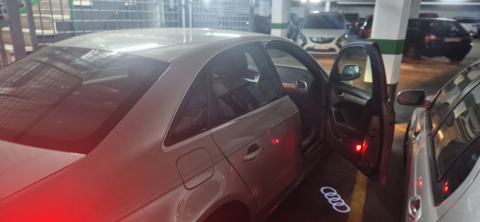 Foto del AUDI A4 2.0TDI Multitronic DPF 143