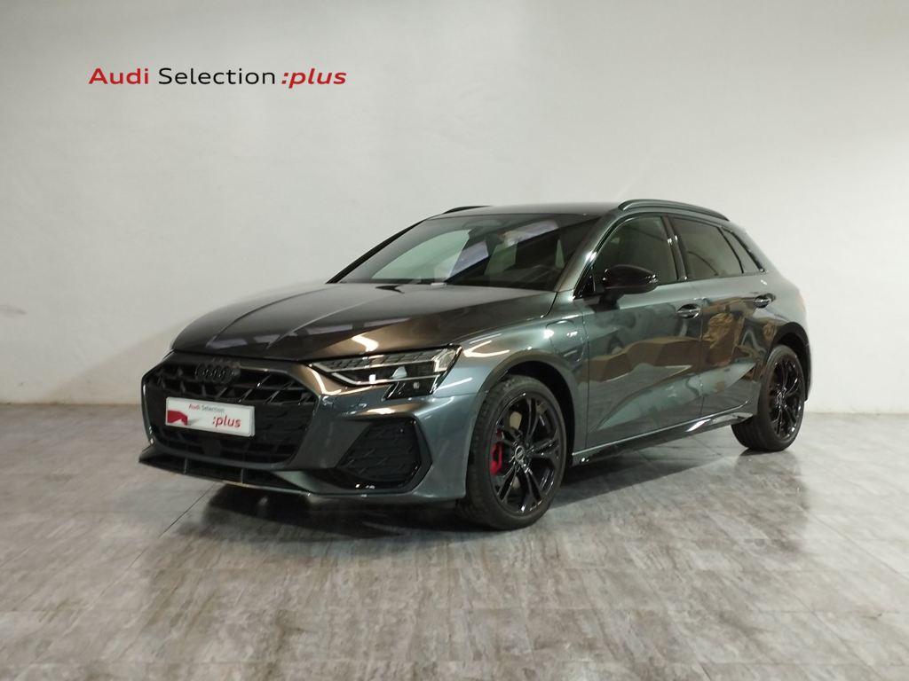 AUDI A3 (Black Competition 45 TFSI e 200 kW (272 CV) S tronic) en Alicante