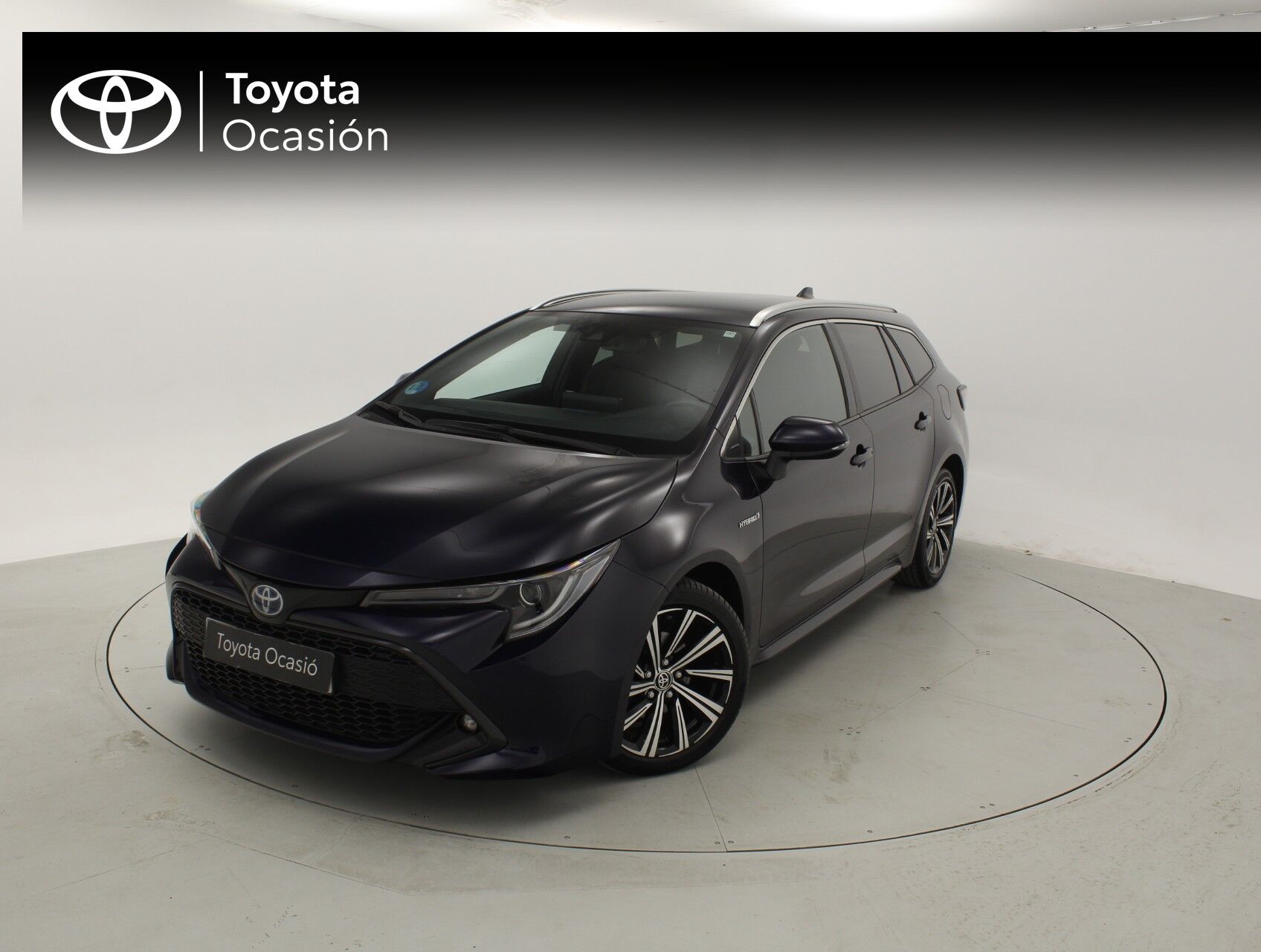 TOYOTA Corolla (Familiar 1.8 HYBRID STYLE E-CVT 122 5P) en Barcelona
