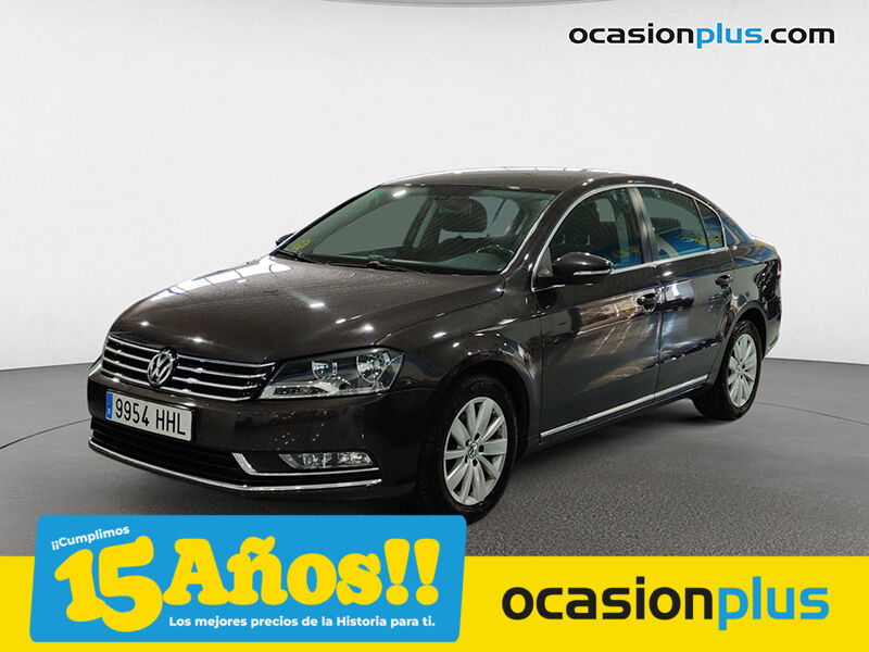 VOLKSWAGEN Passat (Advance 2.0 TDI BMT 103 kW (140 CV)) en Madrid