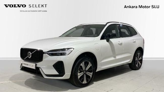 VOLVO XC60 (Recharge Dark Ultimate T6 Plug-in Hybrid EAWD Automatic) en Ali
