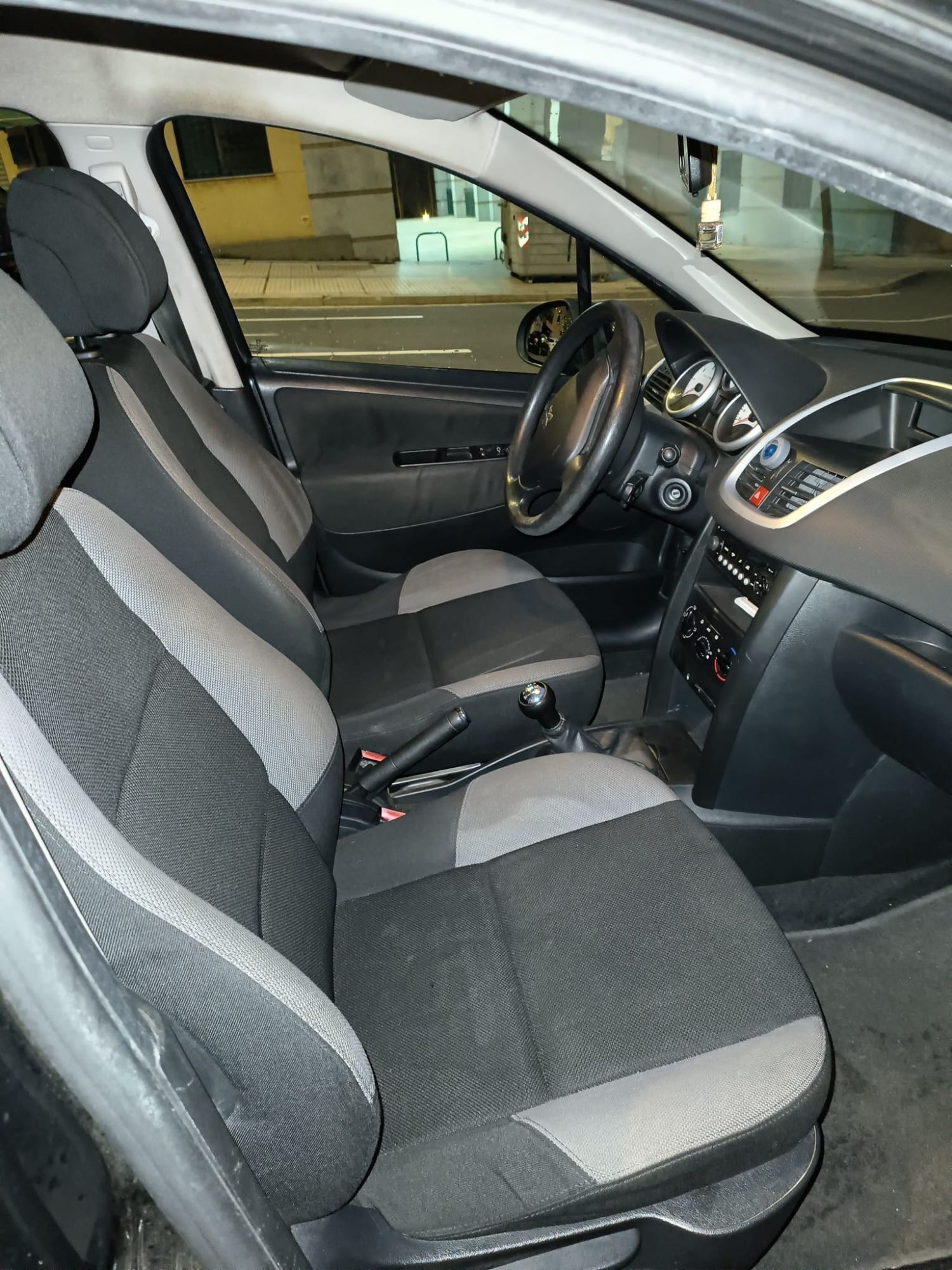 Foto del PEUGEOT 207 1.4HDI X-Line