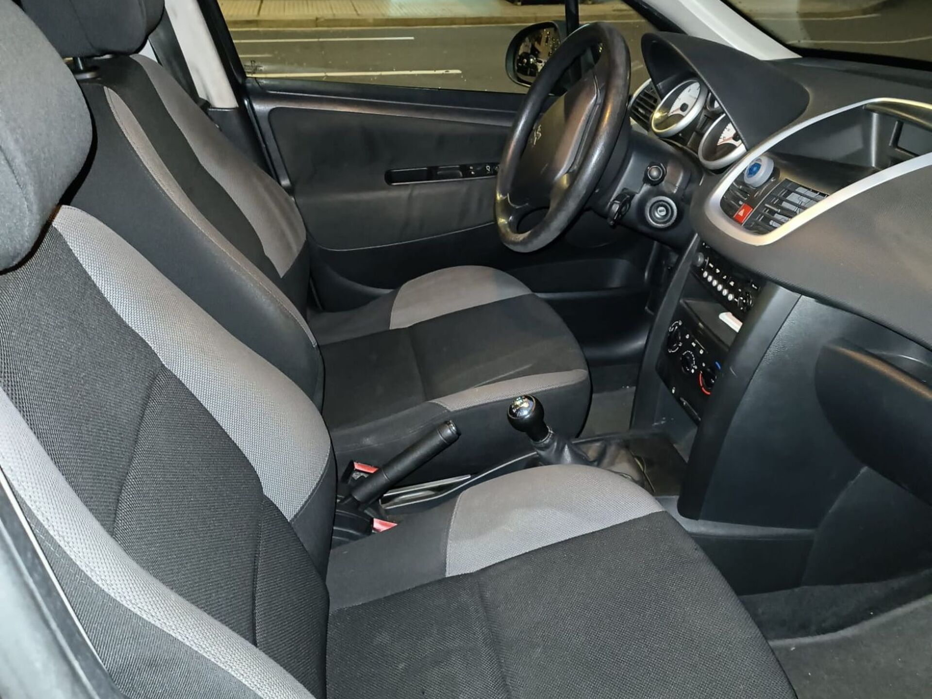 Imagen 2 de PEUGEOT 207