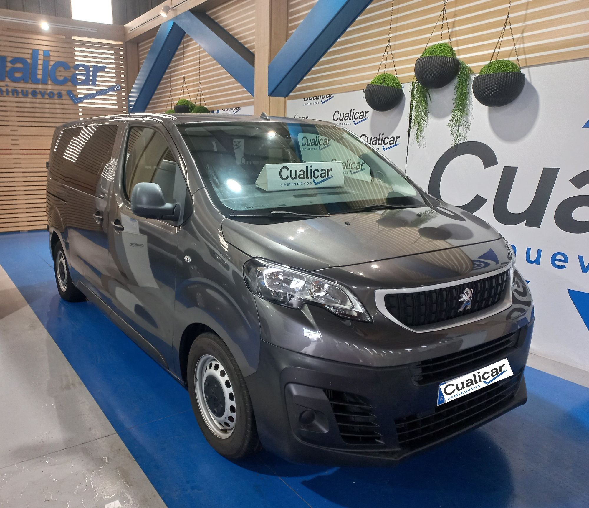 Foto del PEUGEOT Expert Combi Standard 1.5BlueHDi S&S 120