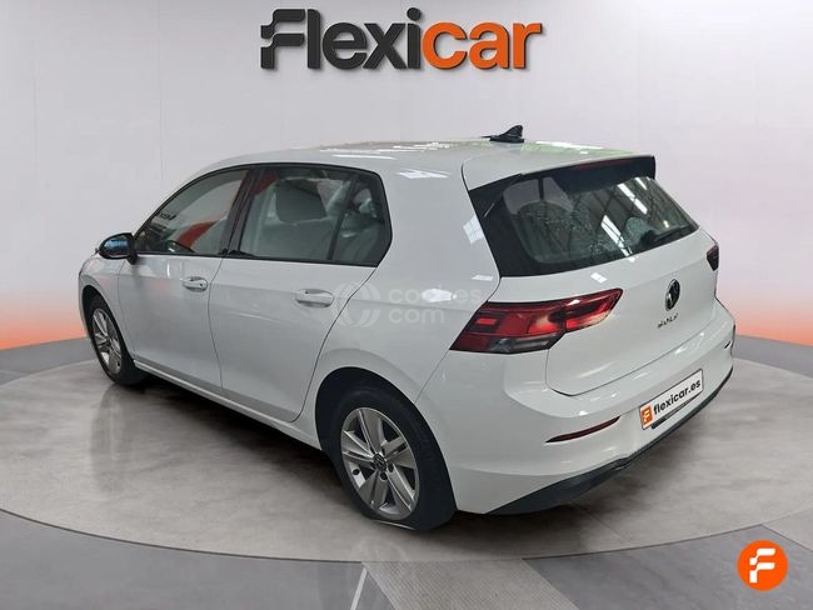 Foto del VOLKSWAGEN Golf 1.0 eTSI Life DSG 81kW