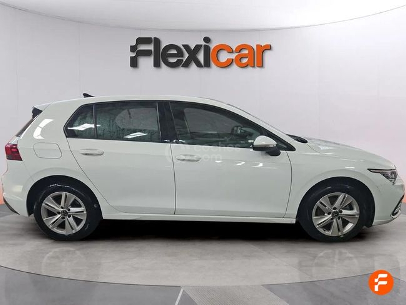Foto del VOLKSWAGEN Golf 1.0 eTSI Life DSG 81kW
