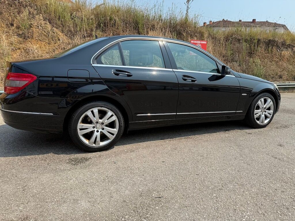 Foto del MERCEDES Clase C C 220CDI Avantgarde Aut.