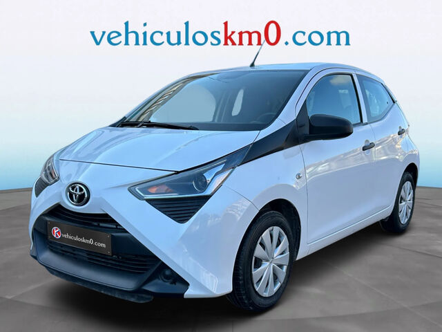 TOYOTA Aygo (1.0 70 x-play 53 kW (72 CV)) en Madrid