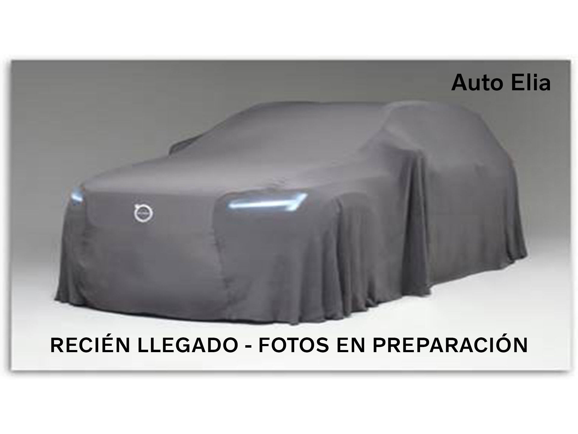 VOLVO XC40 (B4 Plus Dark AWD Aut.) en Madrid