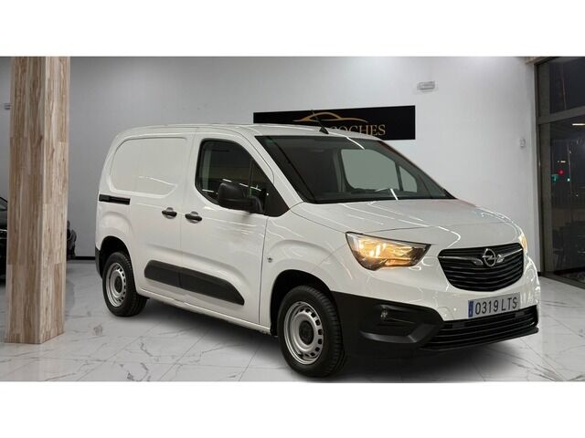 Foto del OPEL Combo Cargo 1.5TD S&S L 650 Select 100