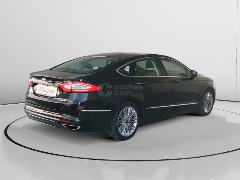 Foto del FORD Mondeo Sedán 2.0 HEV Titanium