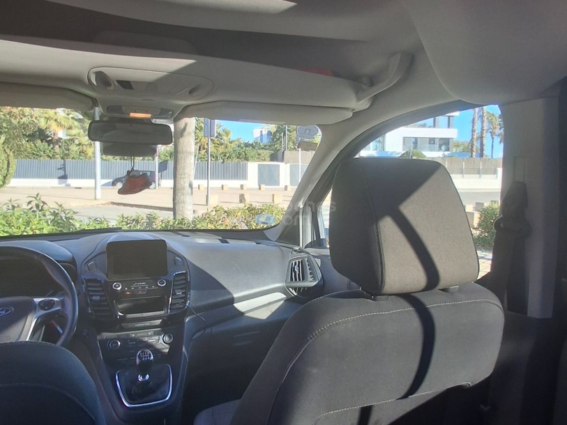 Foto del FORD Tourneo Connect 1.5TDCi Auto-S&S Titanium 120