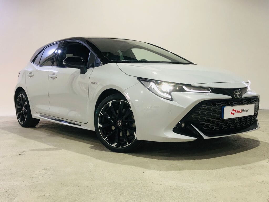TOYOTA Corolla (180H GR-Sport) en Barcelona