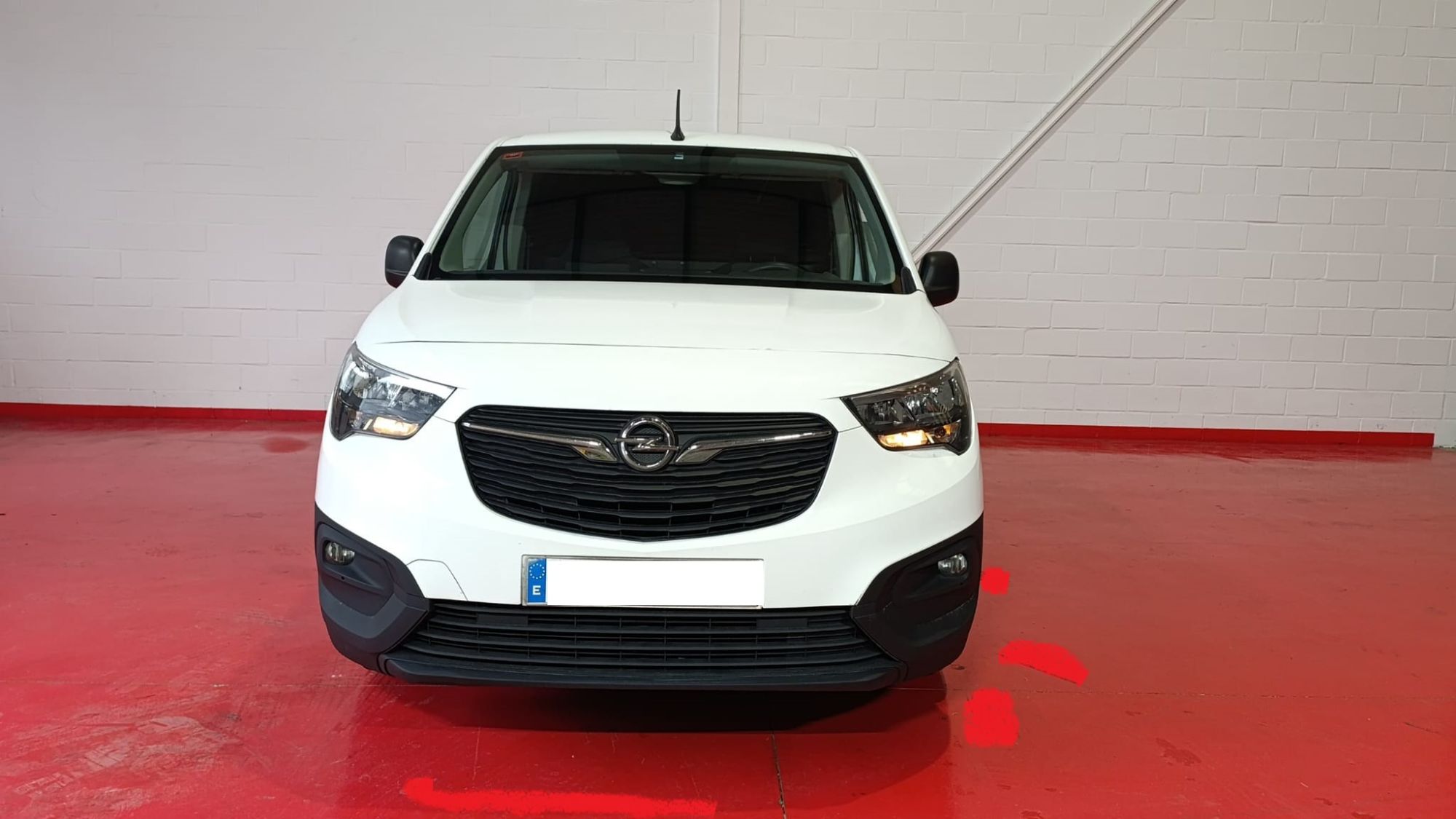 Foto del OPEL Combo Cargo 1.5TD S&S L 1000 Express 100