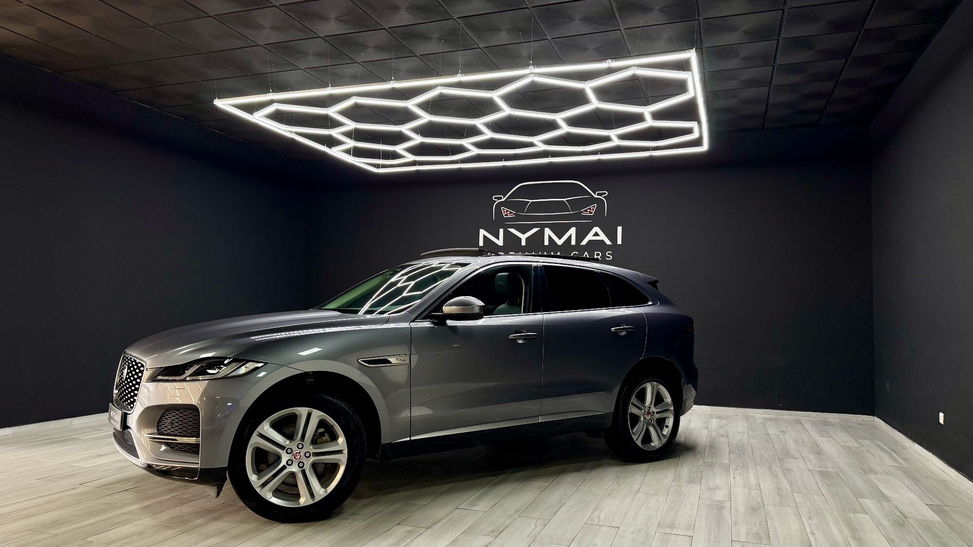 Foto del JAGUAR F-Pace 2.0D l4 MHEV R-Dynamic S Aut. AWD 204