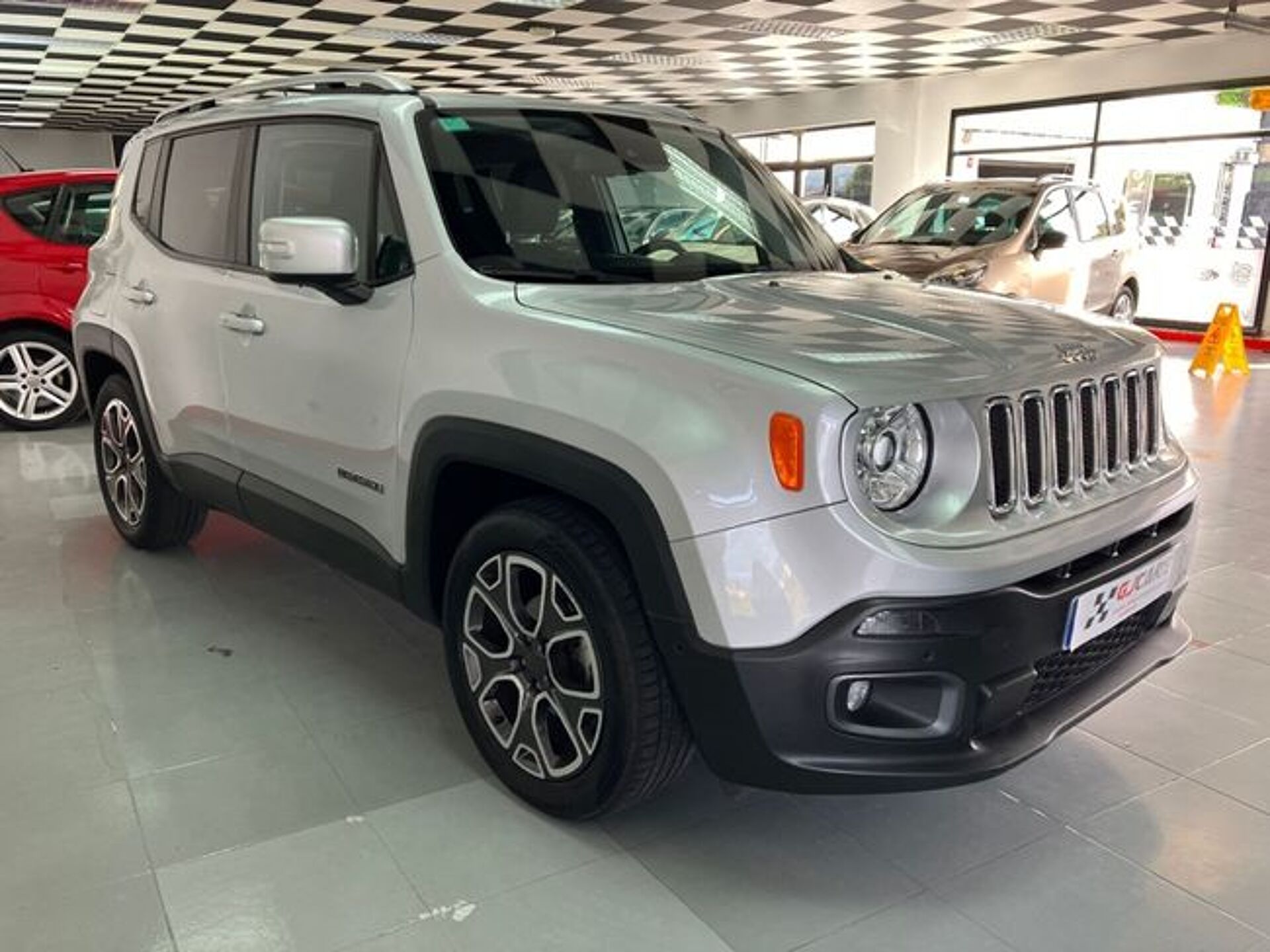 Imagen 2 de JEEP Renegade
