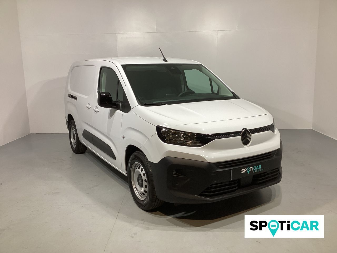 CITROEN Berlingo (VAN 1.5 BLUEHDI 100 TALLA M 4P (KMO)) en Barcelona