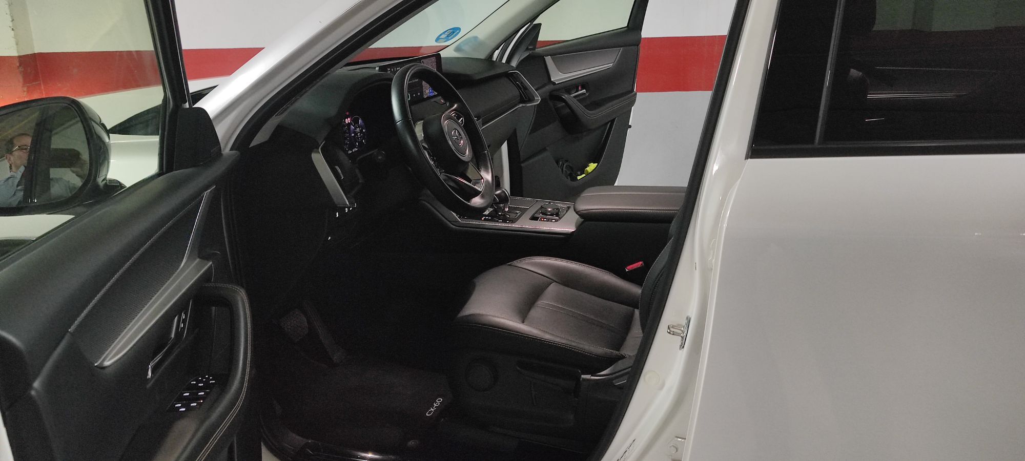 Foto del MAZDA CX-60 2.5L e-Skyactiv-G PHEV Homura Dri-P + Com-P