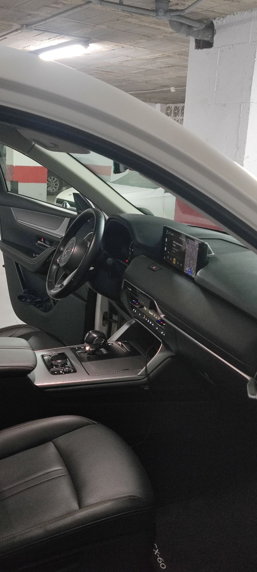 Foto del MAZDA CX-60 2.5L e-Skyactiv-G PHEV Homura Dri-P + Com-P