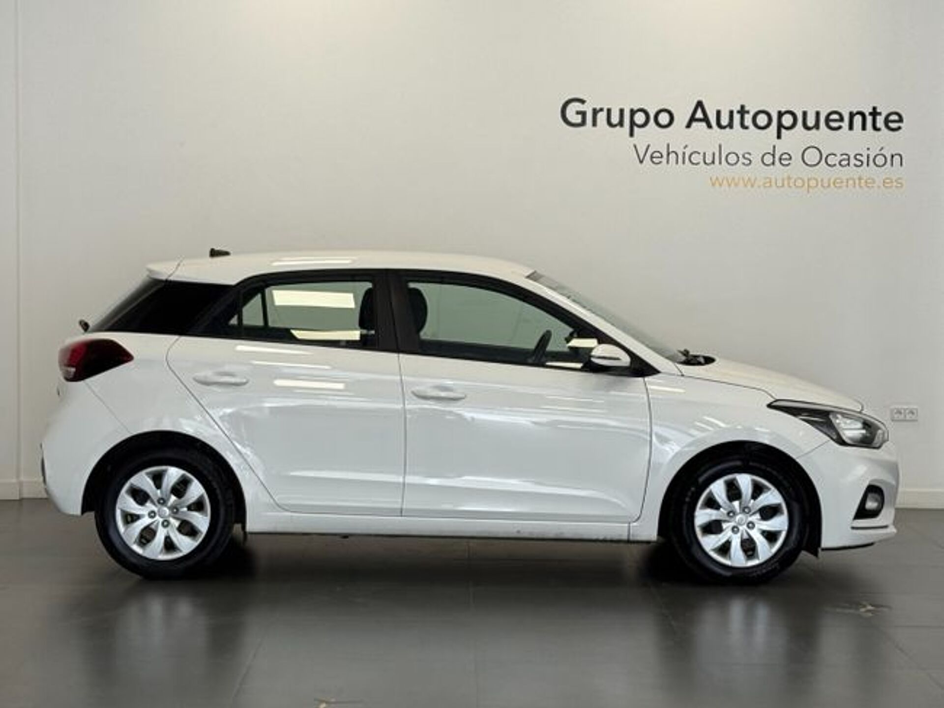 Imagen 2 de HYUNDAI i20