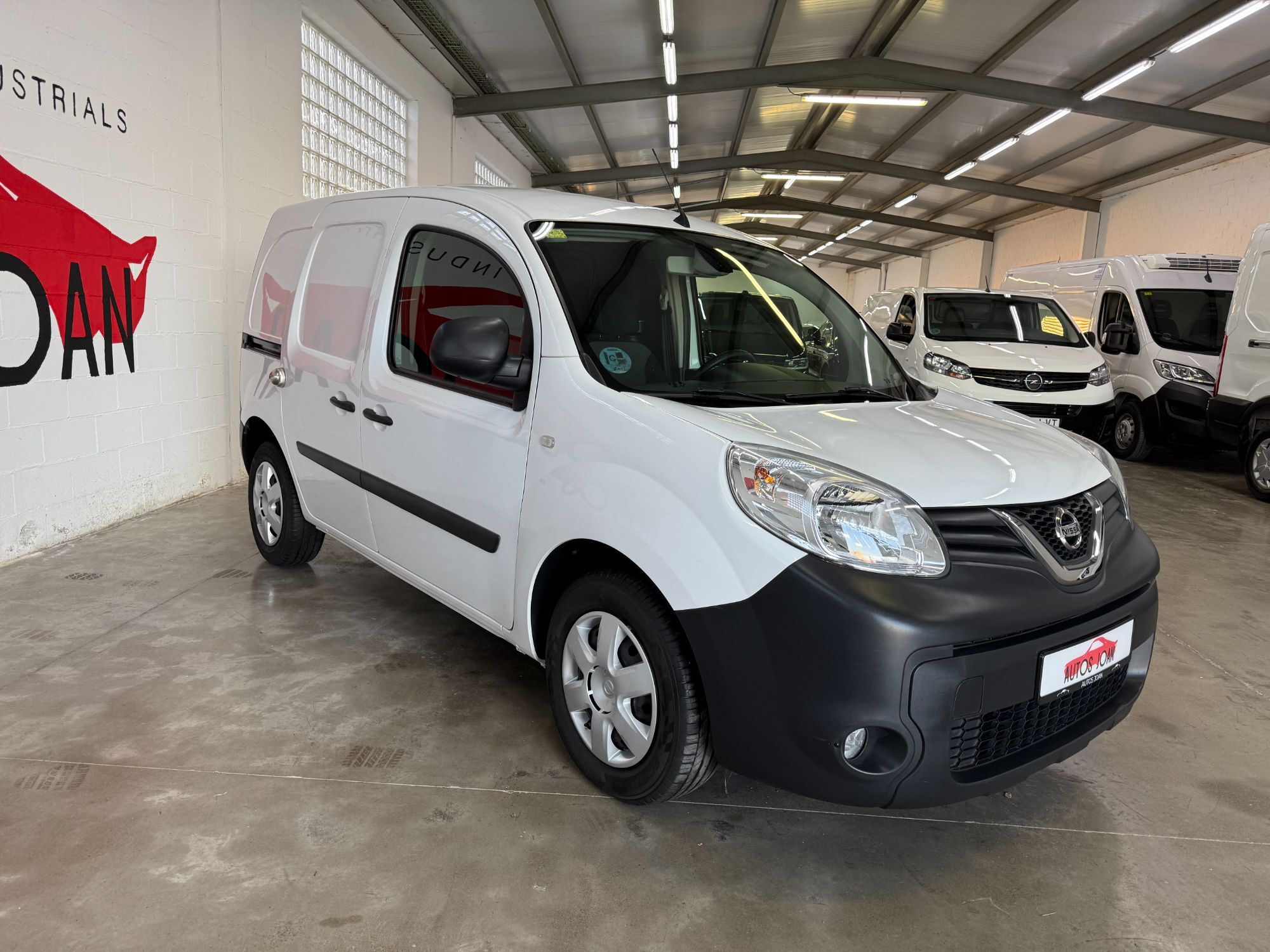 Foto del NISSAN NV250 Furgón 1.5dCi Comfort L1H1 2pl. 95