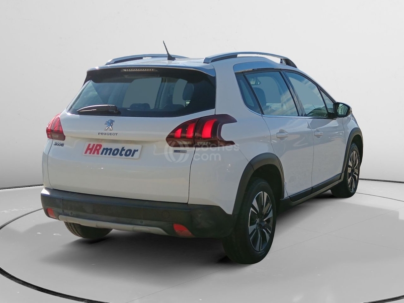 Foto del PEUGEOT 2008 1.2 PureTech S&S Allure 130