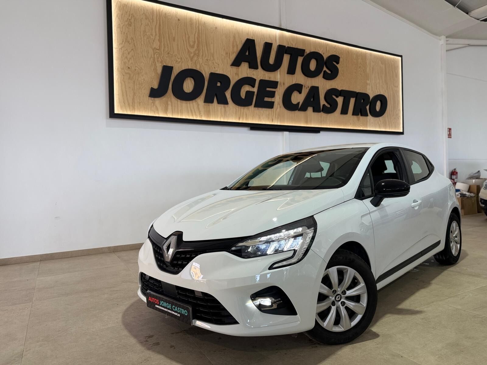 RENAULT Clio (Business SCe 53 kW (72CV)) en Sevilla