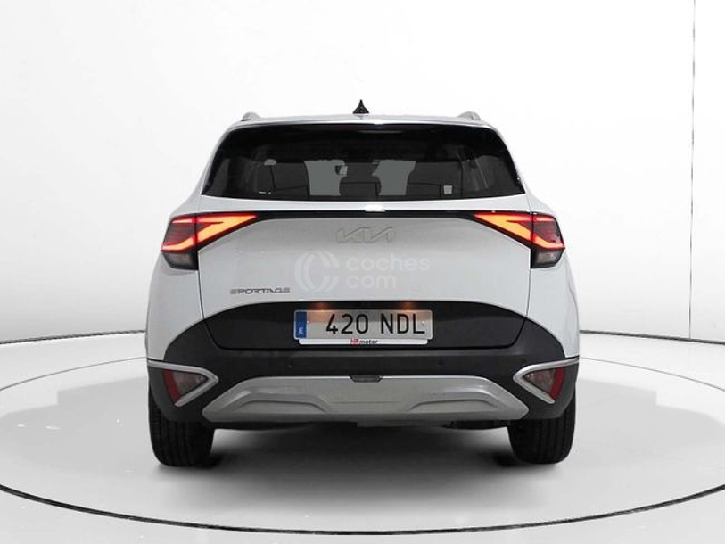 Foto del KIA Sportage 1.6 CRDi MHEV Business DCT 4x4 136