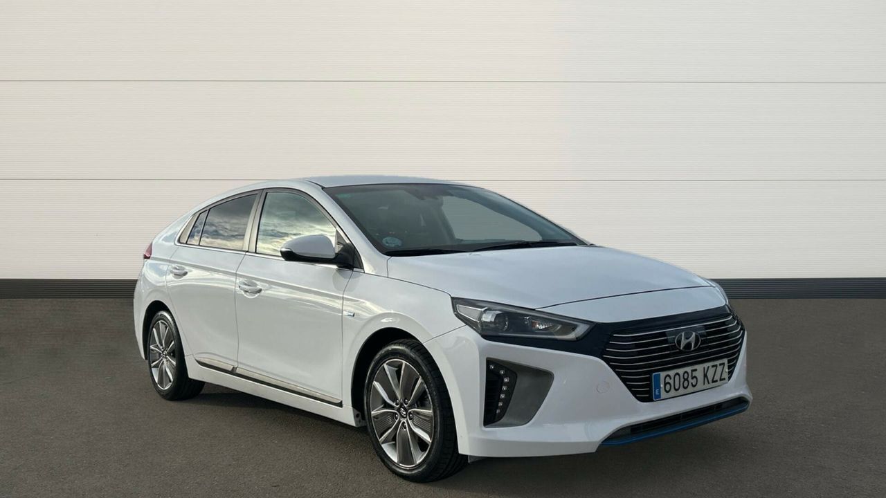 HYUNDAI Ioniq (1.6 GDI HEV TECNO DT 141 5P) en Madrid