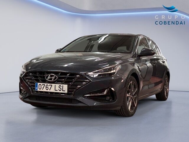 HYUNDAI i30 (1.0 TGDI 48V Tecno 88 kW (120 CV)) en Madrid